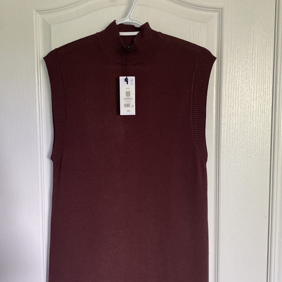 Dynamite Turtleneck Sweater Sleeveless Dress - Picture 6 of 8